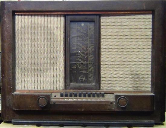 Radio Aachen-Super D63 PHILIPS - Année 1939